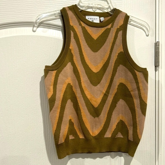 Daisy Street Tops - LIKE NEW Brown wavy tank sweater! Size XS Daisy Street